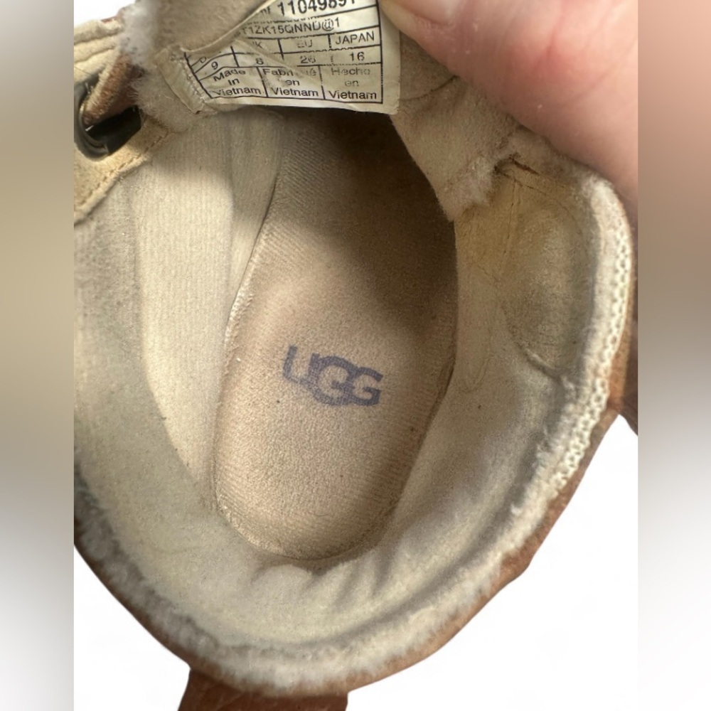 UGG Brown and Tan Kids  Leather Boots Size 9 - Picture 7 of 7